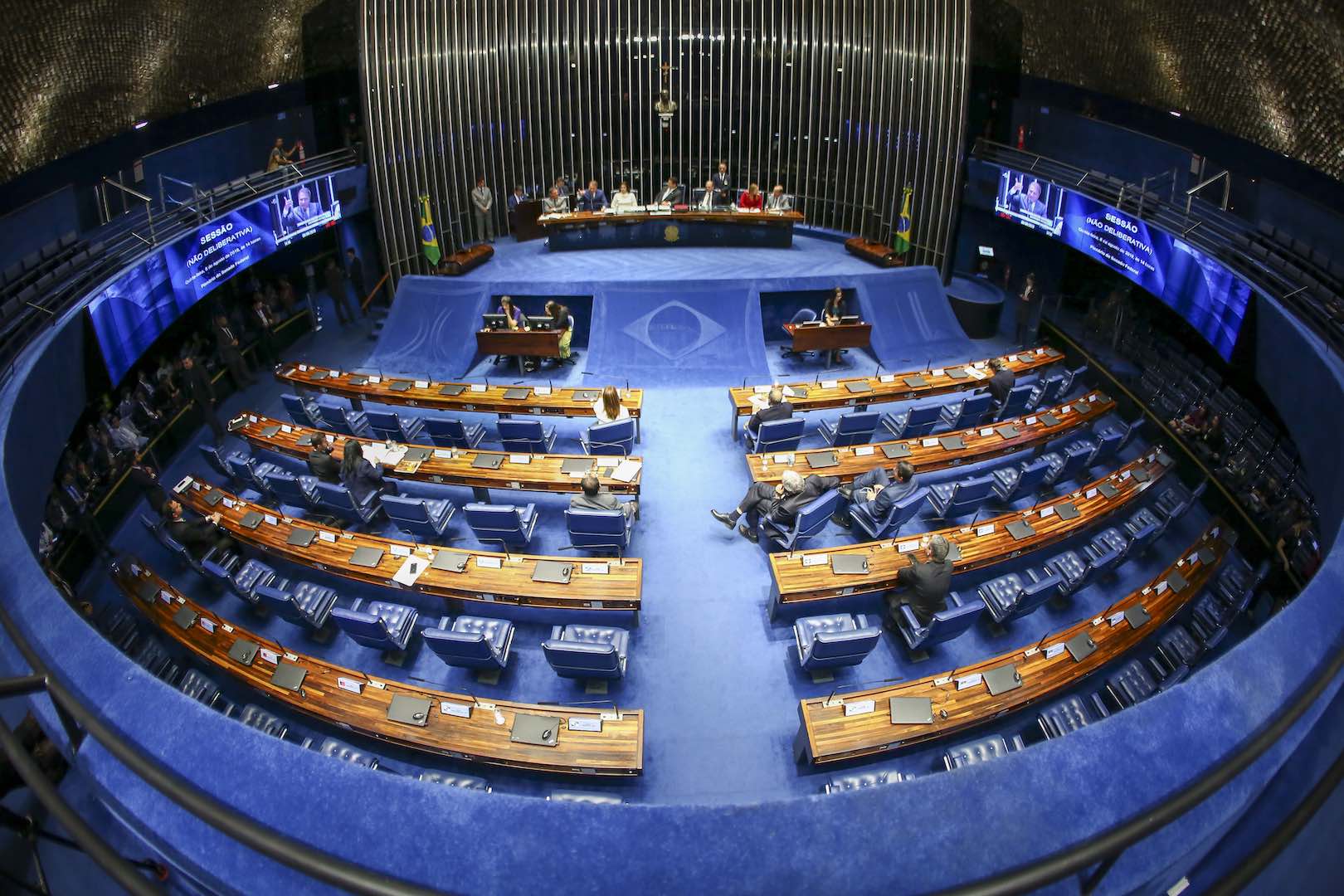 Senado aprova fim da ‘saidinha’ para presos, entenda