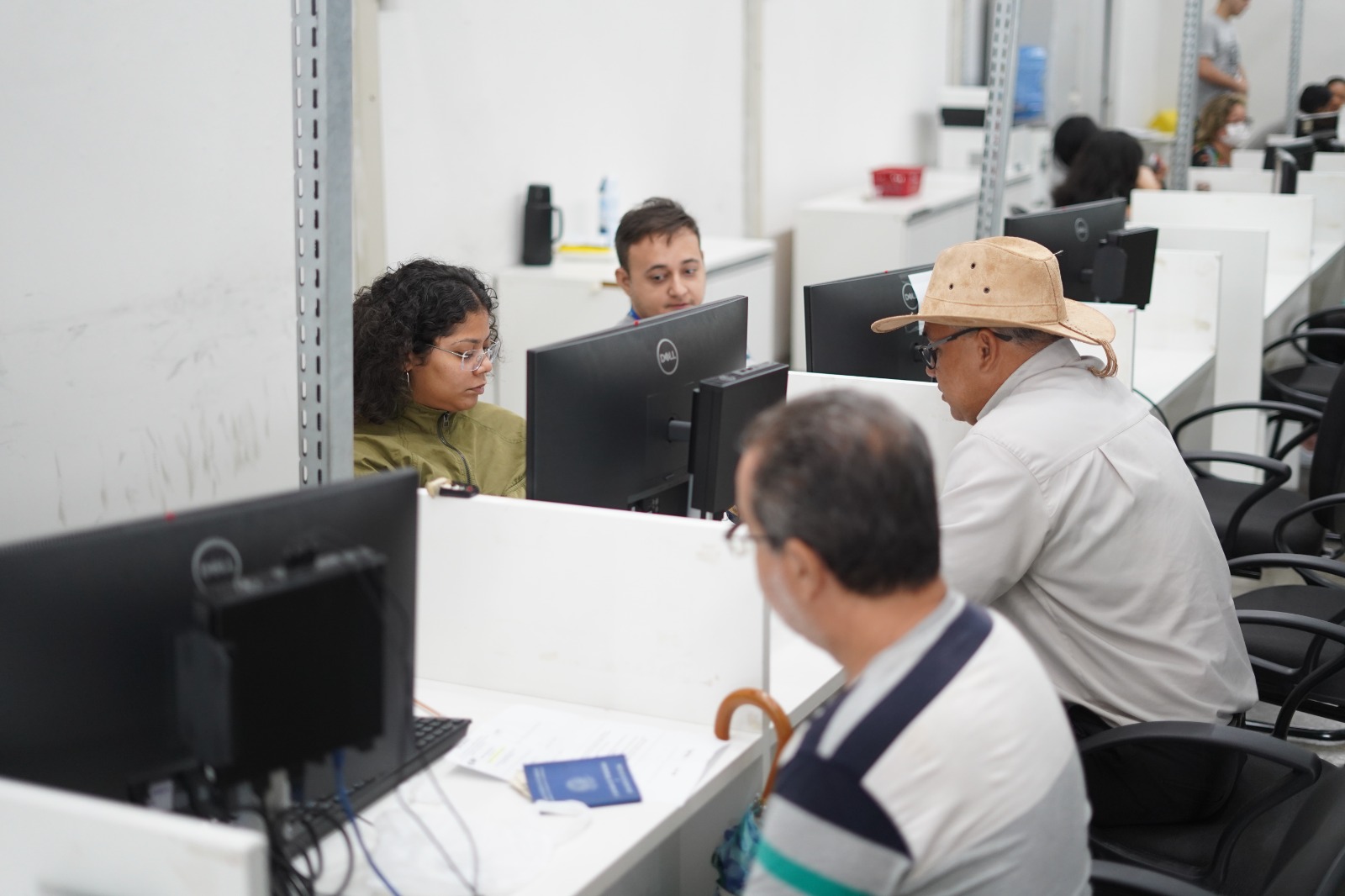 Sine Amazonas divulga 129 vagas de emprego para esta quarta-Feira