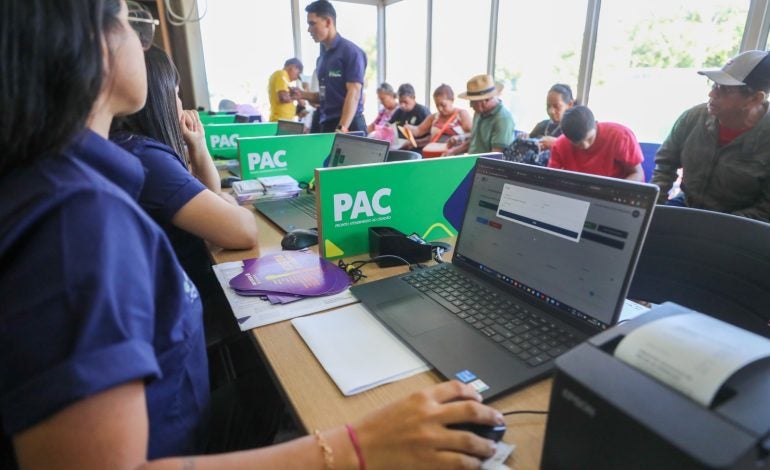 Governo do AM abre PACs em Tabatinga e Careiro e chega a 11 municípios ofertando serviços para população