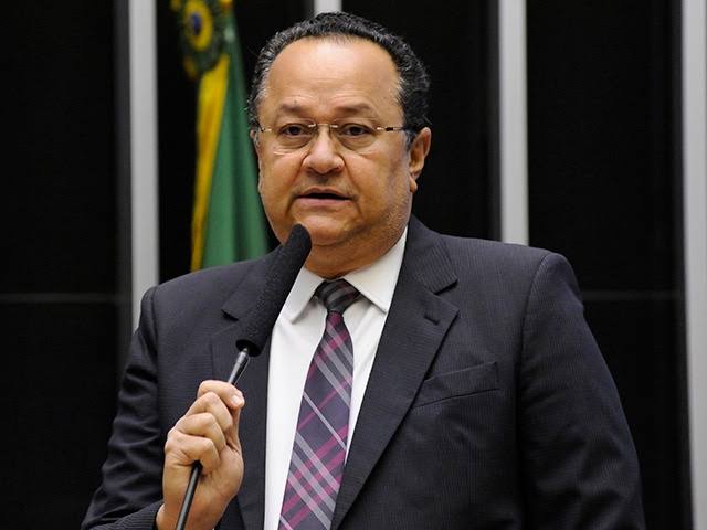 Deputado Silas Câmara anuncia ajuda de R$ 400 Mil ao Rio Grande do Sul