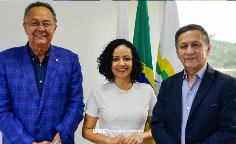 Seminário para pré-candidatos é confirmado em reunião com o deputado Silas Câmara