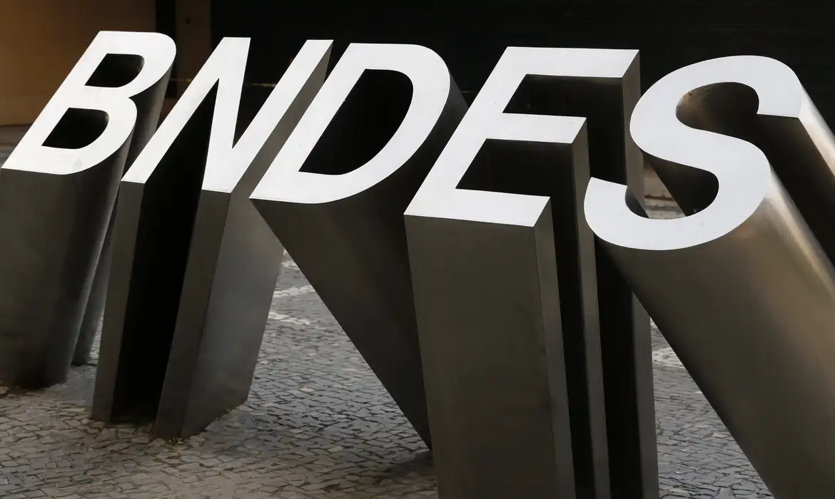 BNDES aprova crédito recorde de R$ 9 bilhões para projetos de inovação