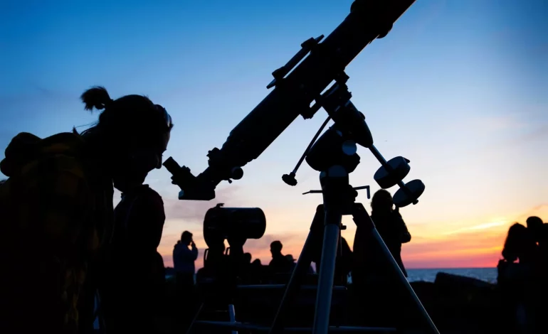 Cometa que passará perto da Terra poderá ser visto no Brasil