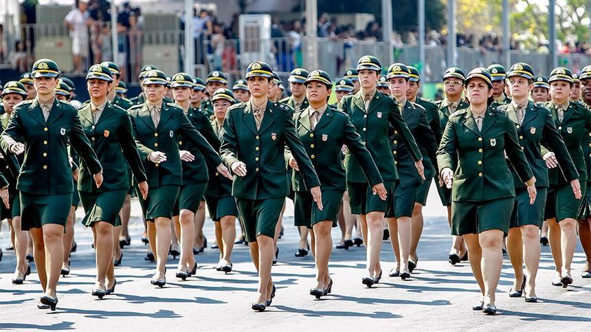 Mulheres poderão se alistar nas Forças Armadas a partir de janeiro