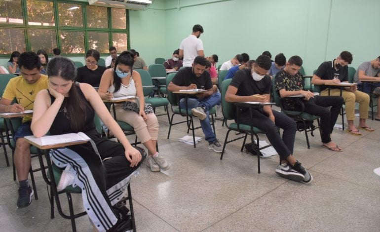 Pré-Vestibular: AprovENS/UEA prorroga inscrições até hoje (28/01)