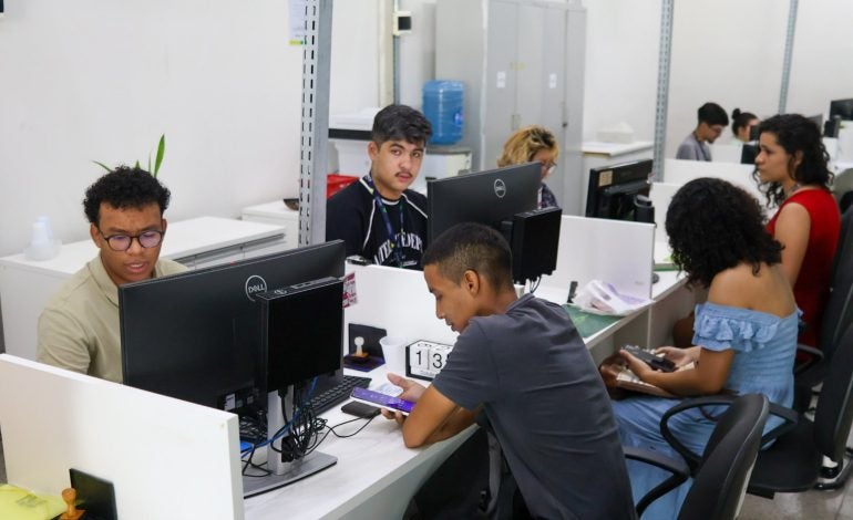 Sine Amazonas oferece 143 oportunidades de emprego nesta quarta-feira (15)