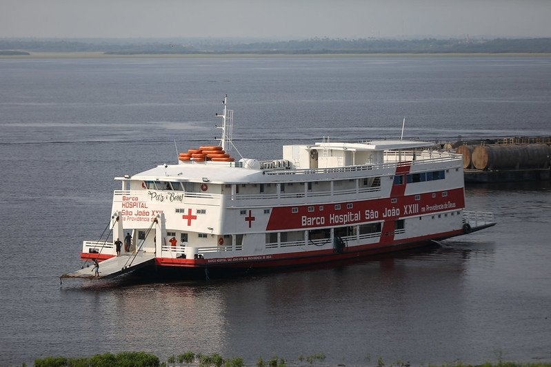 Barco Hospital chega a Caapiranga neste sábado